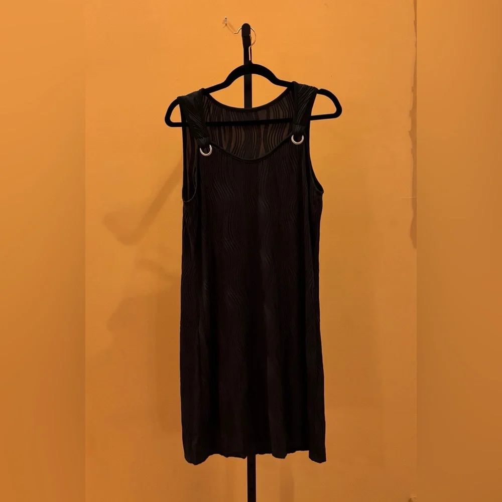 Elegant Black Sleeveless Dress Ring Detail Size L - Picture 8 of 8